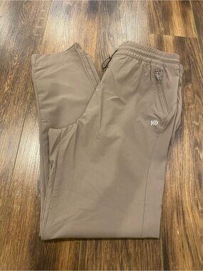 Tentree recycled nylon pull on crop pants brown